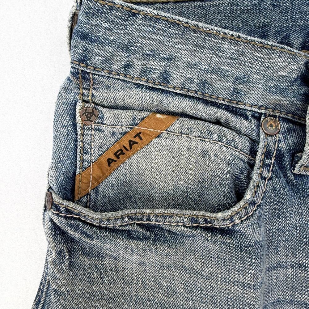 Ariat M5 Men's Blue Wash Straight Leg Denim Jeans Western Workwear Size 33x30 - Picture 4 of 16